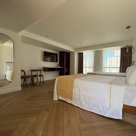 Six Hotel Guadalajara Degollado Экстерьер фото