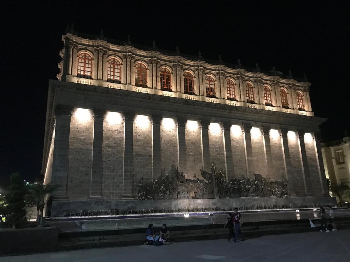 Six Hotel Guadalajara Degollado Экстерьер фото