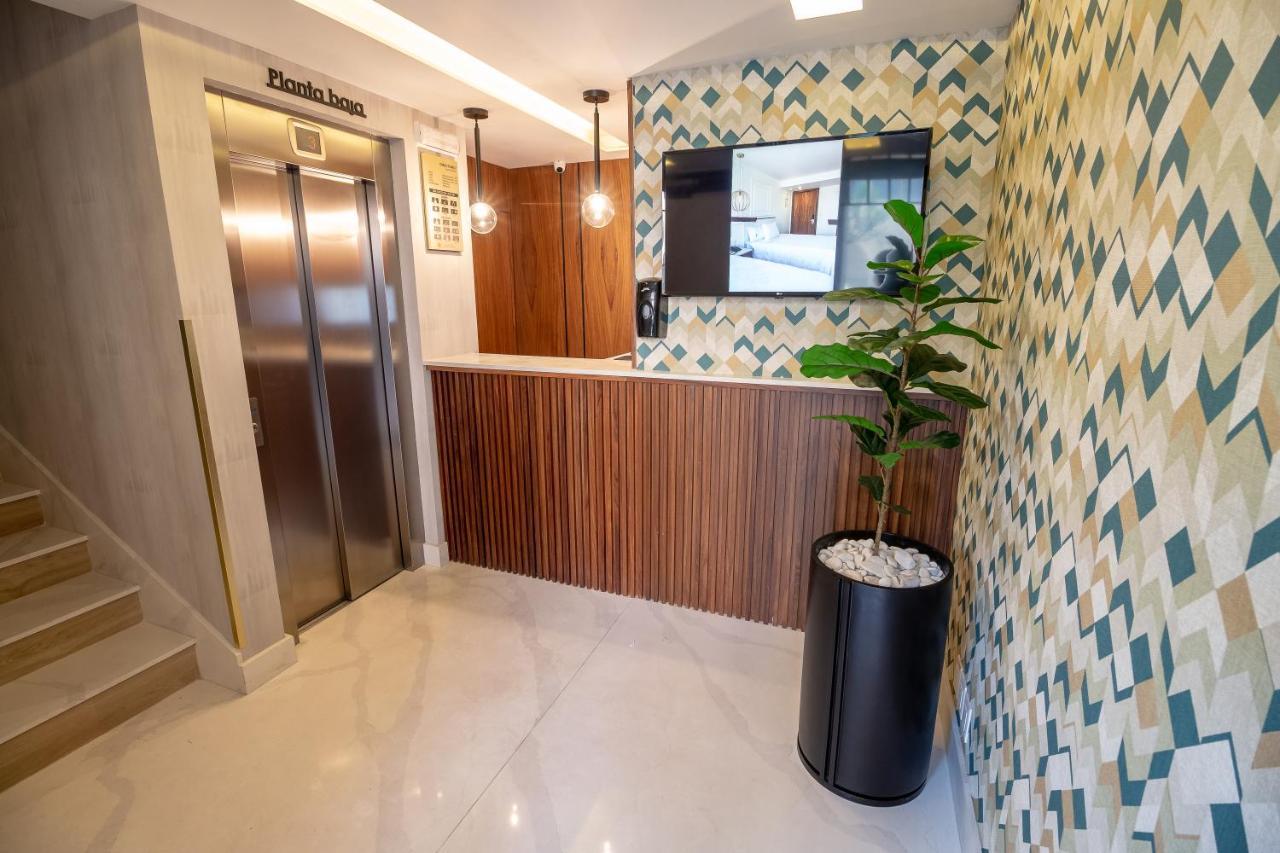 Six Hotel Guadalajara Degollado Экстерьер фото