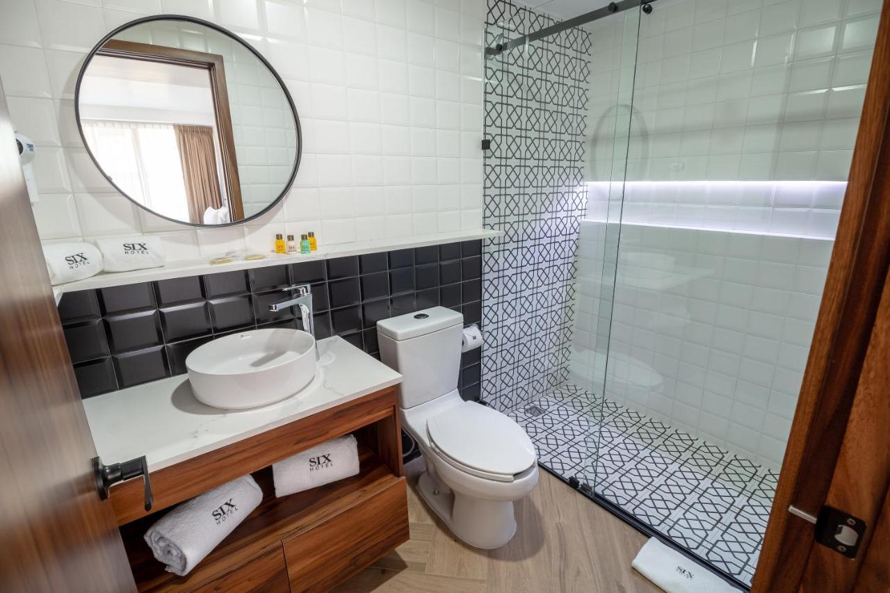 Six Hotel Guadalajara Degollado Экстерьер фото