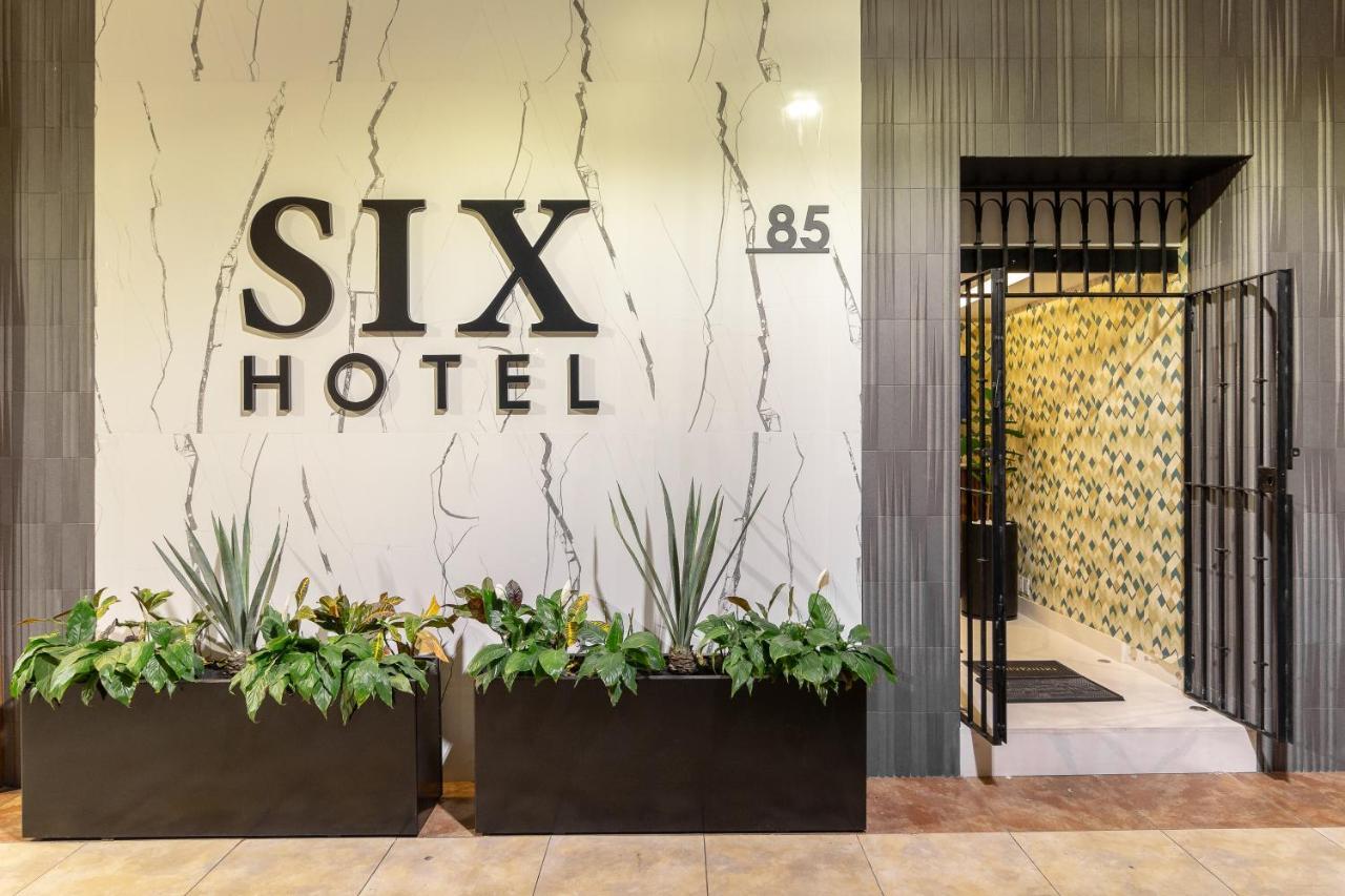 Six Hotel Guadalajara Degollado Экстерьер фото