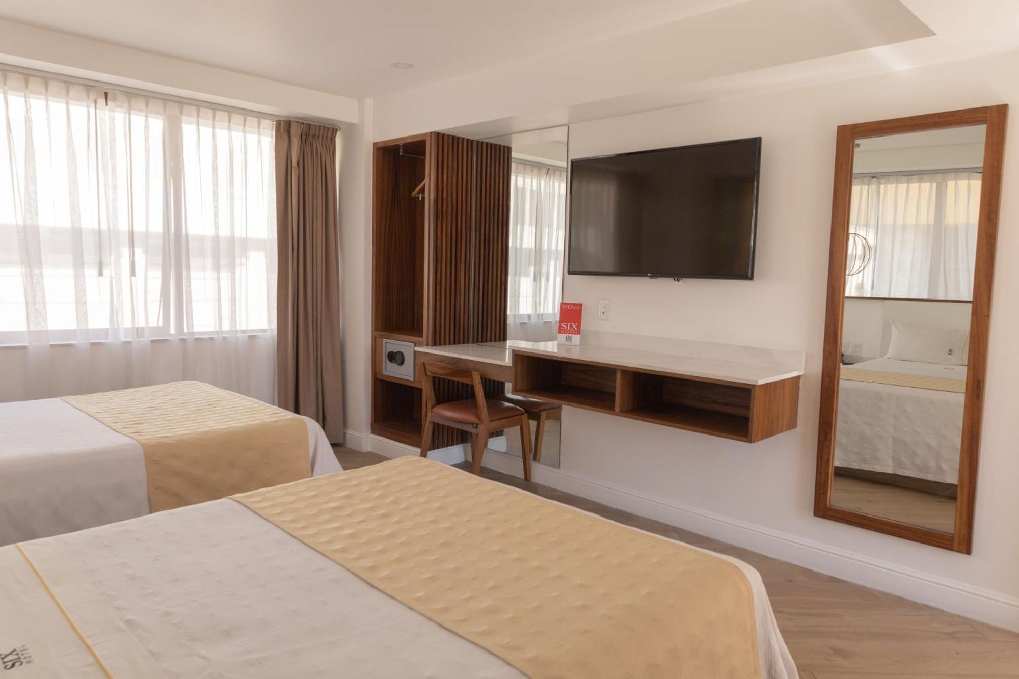 Six Hotel Guadalajara Degollado Экстерьер фото